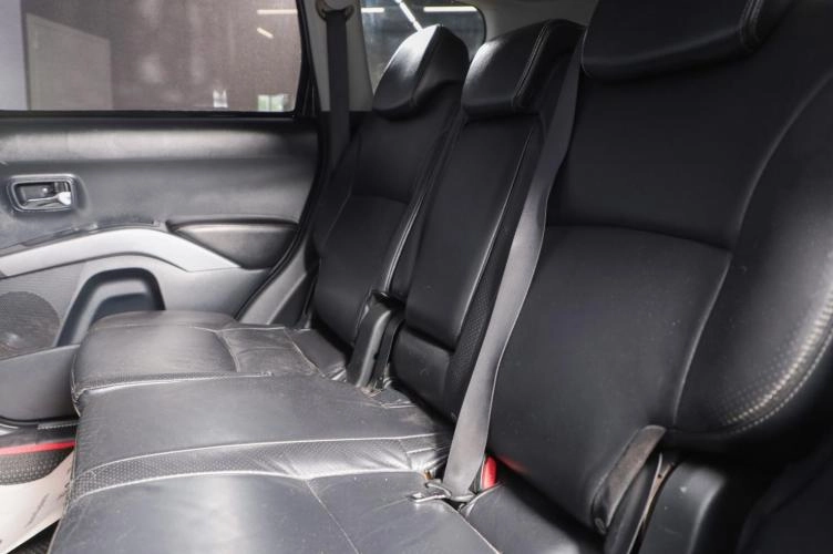 Mitsubishi Outlander 18 из 19