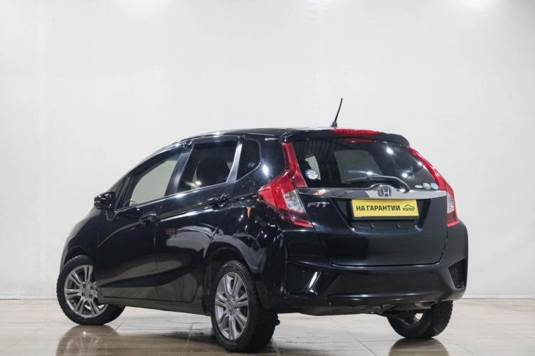 Honda Fit 4 из 6
