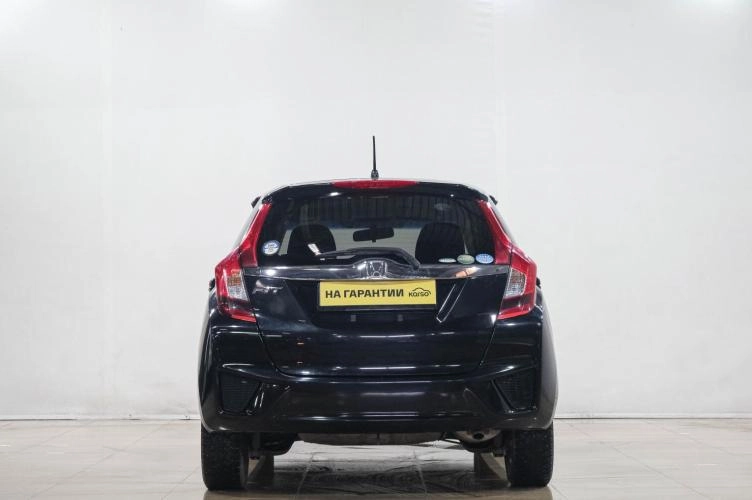 Honda Fit 5 из 6