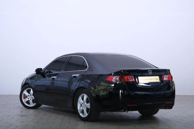 Honda Accord 4 из 6