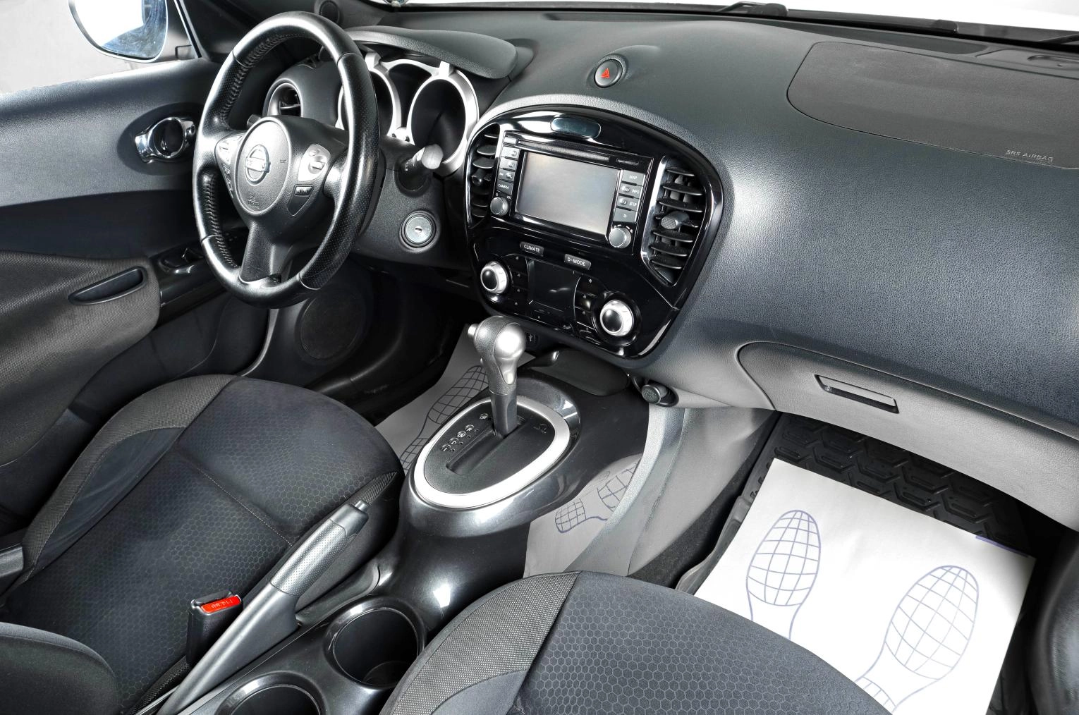 Nissan Juke 10 из 20