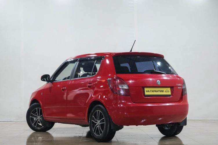 Skoda Fabia 4 из 6