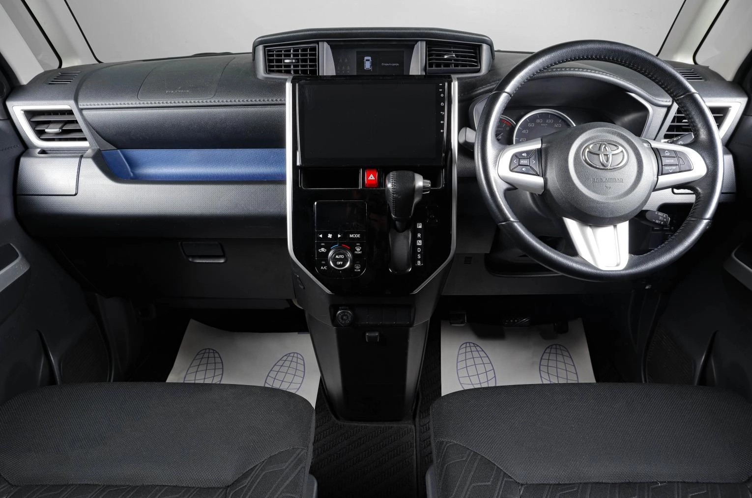 Toyota Roomy 12 из 19