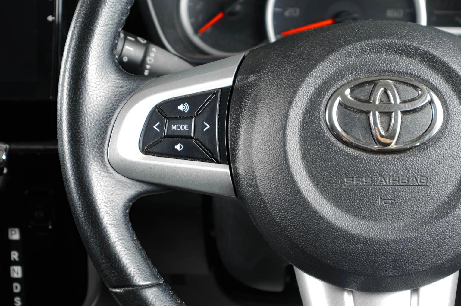 Toyota Roomy 14 из 19