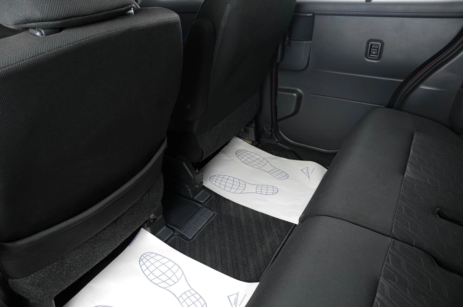 Toyota Roomy 9 из 19