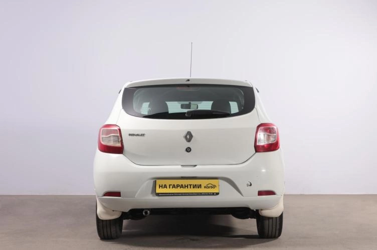 Renault Sandero 5 из 6