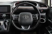 Toyota Sienta 19 из 35
