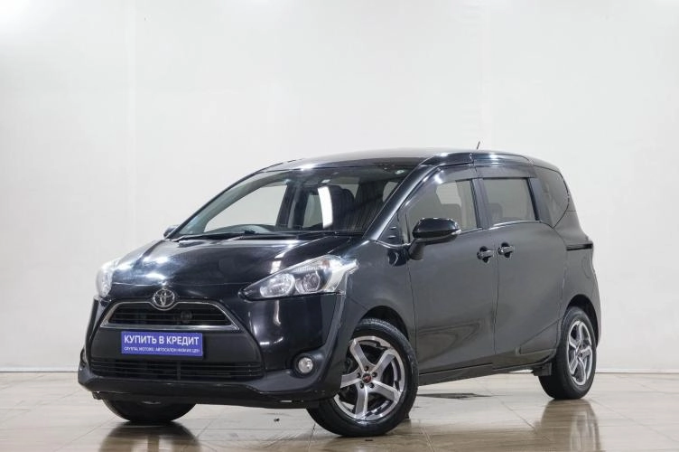 Toyota Sienta 3 из 6