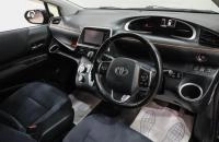 Toyota Sienta 15 из 35