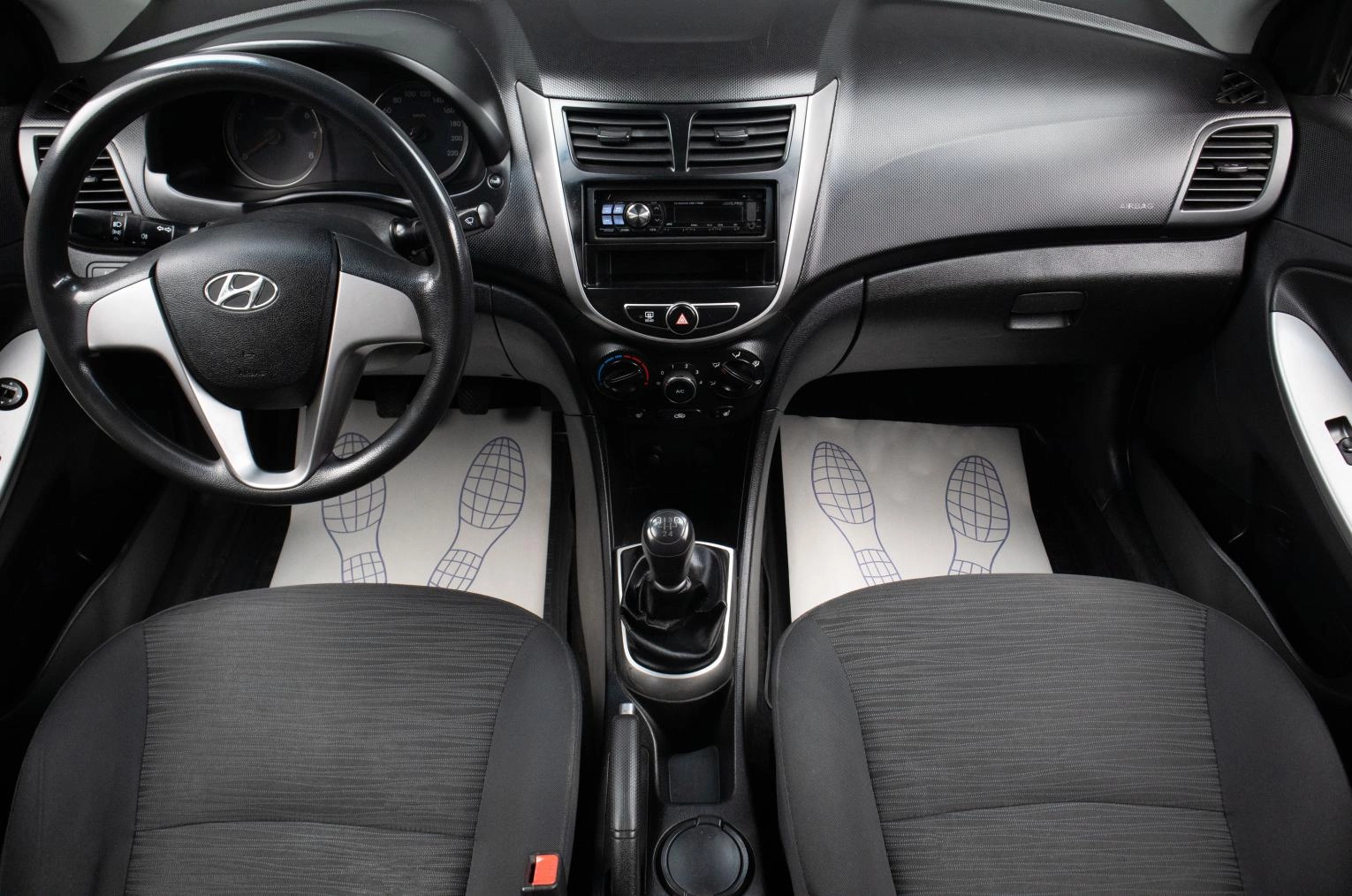 Hyundai Solaris 7 из 17