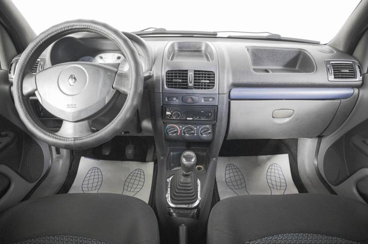 Renault Symbol 13 из 18
