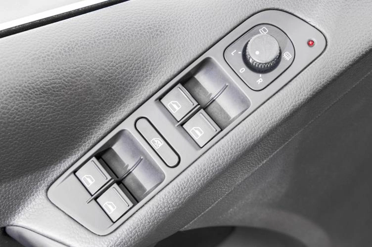 Volkswagen Tiguan 12 из 25