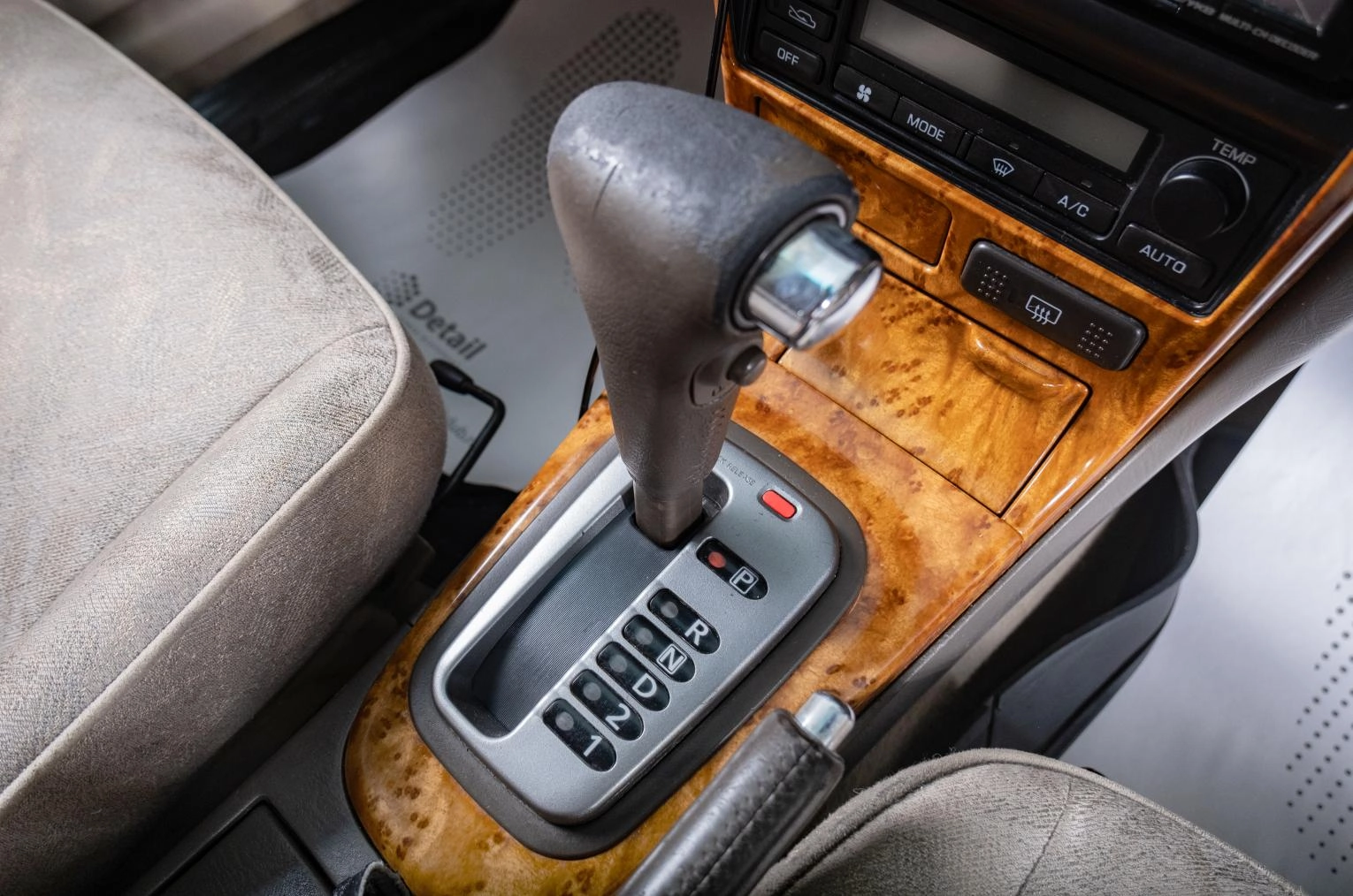 Nissan Bluebird Sylphy 14 из 15