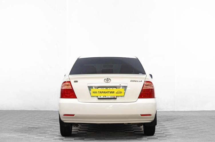 Toyota Corolla 5 из 6