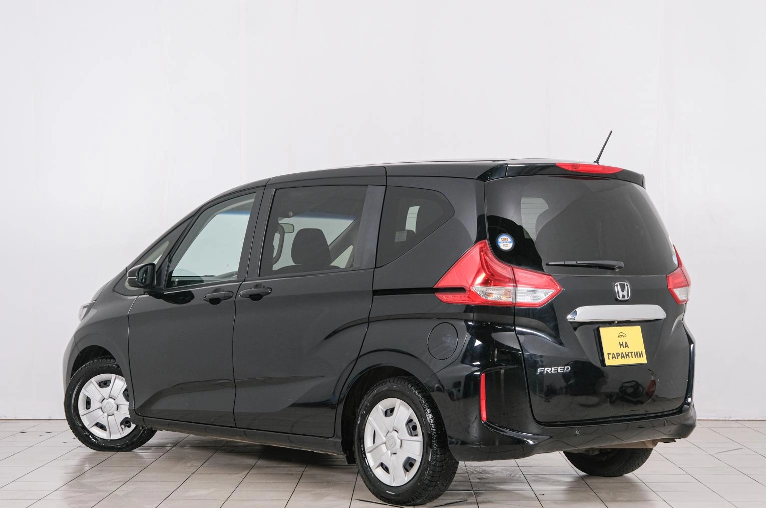 Honda Freed 4 из 22