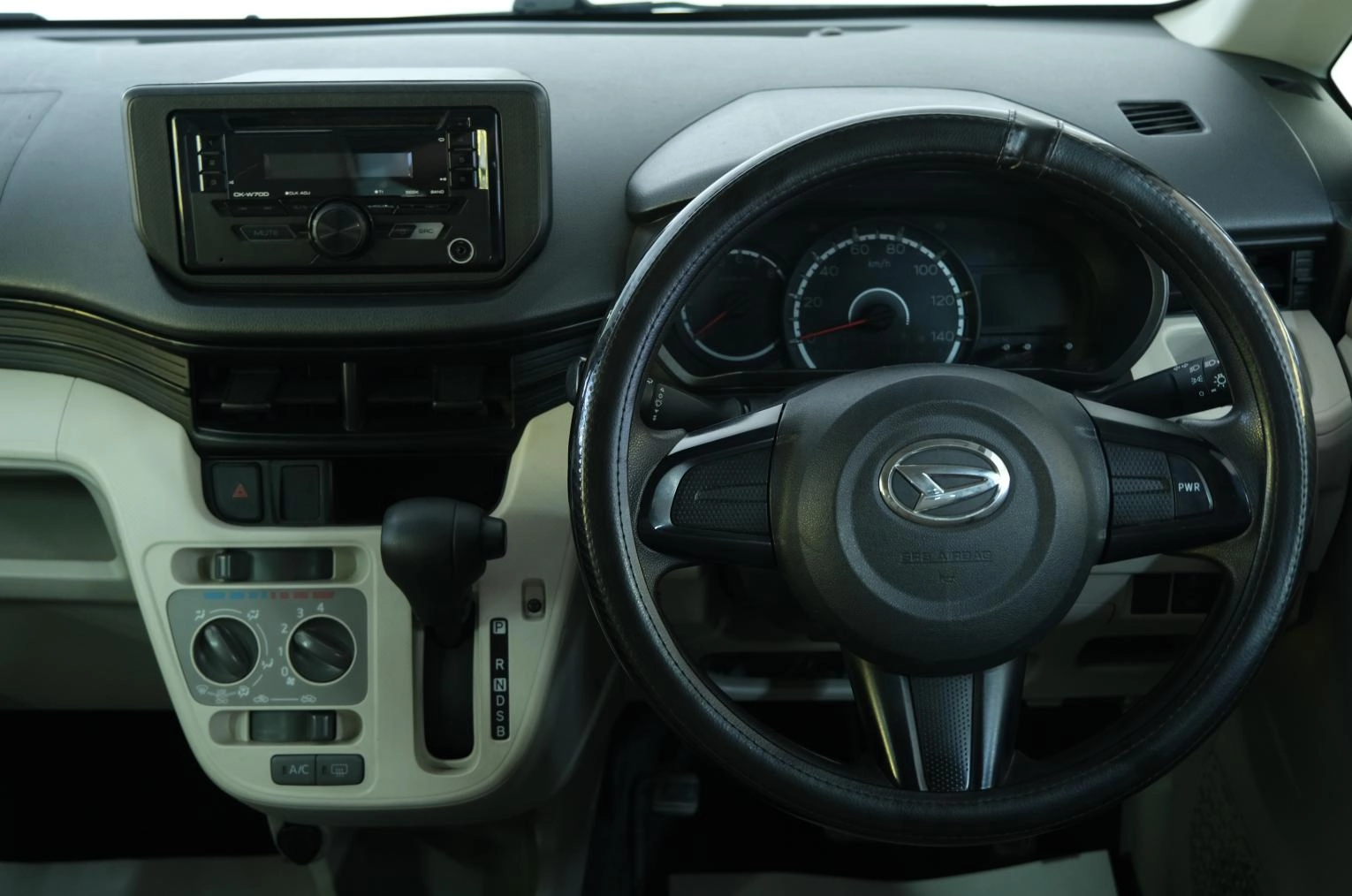 Daihatsu Move 10 из 19