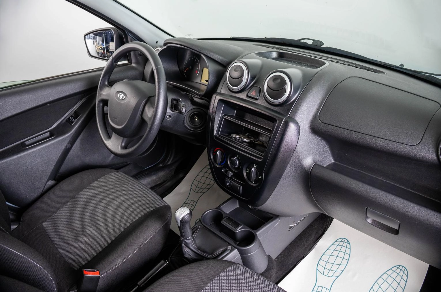 ВАЗ (LADA) Granta 10 из 18