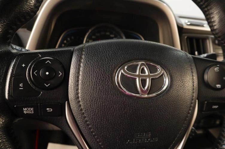 Toyota RAV4 9 из 17