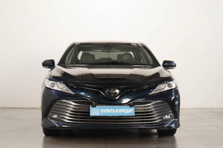 Toyota Camry 3 из 6