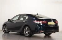 Toyota Camry 4 из 18