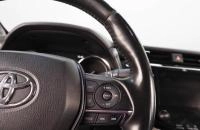 Toyota Camry 13 из 18