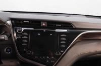 Toyota Camry 15 из 18