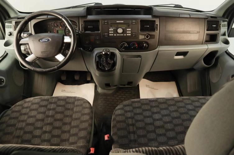 Ford Tourneo 9 из 20