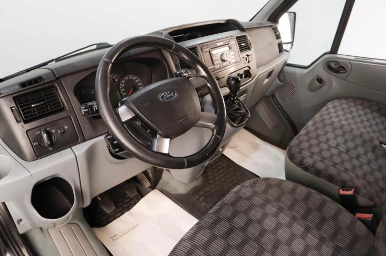 Ford Tourneo 8 из 20