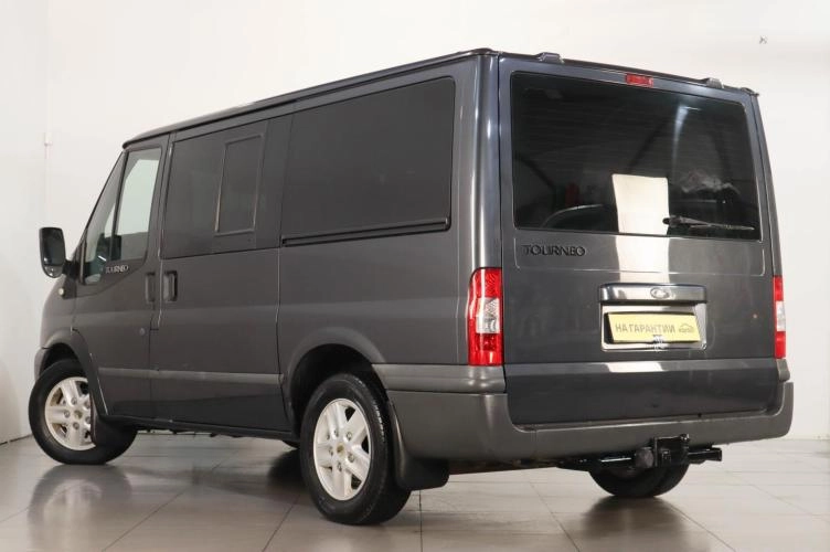 Ford Tourneo 4 из 6