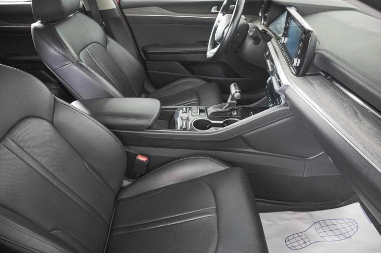 KIA K5 11 из 23