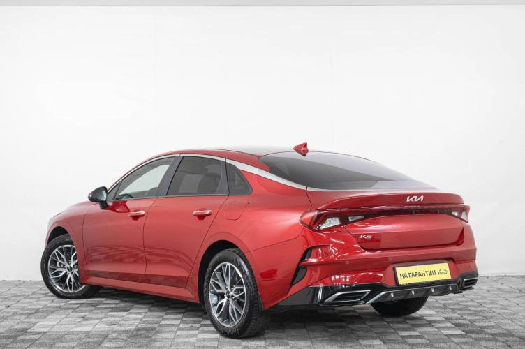 KIA K5 4 из 23