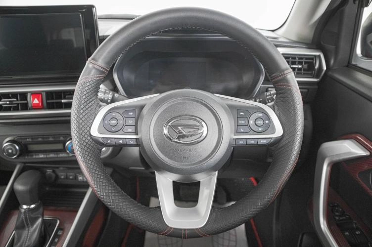 Daihatsu Rocky 15 из 22