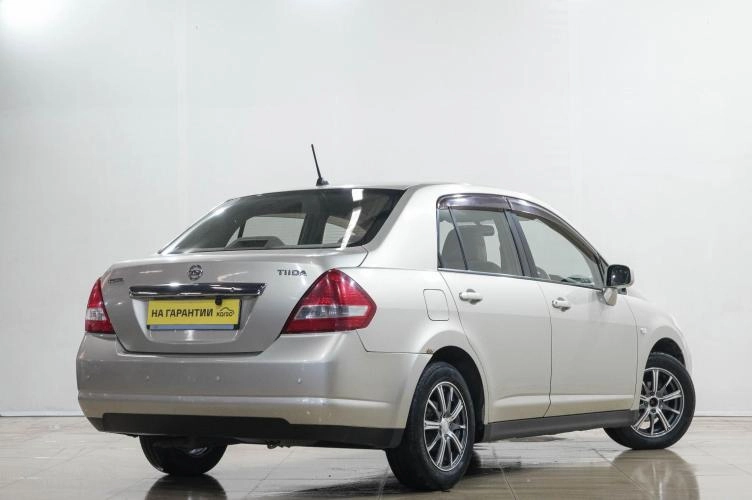 Nissan Tiida Latio 6 из 6