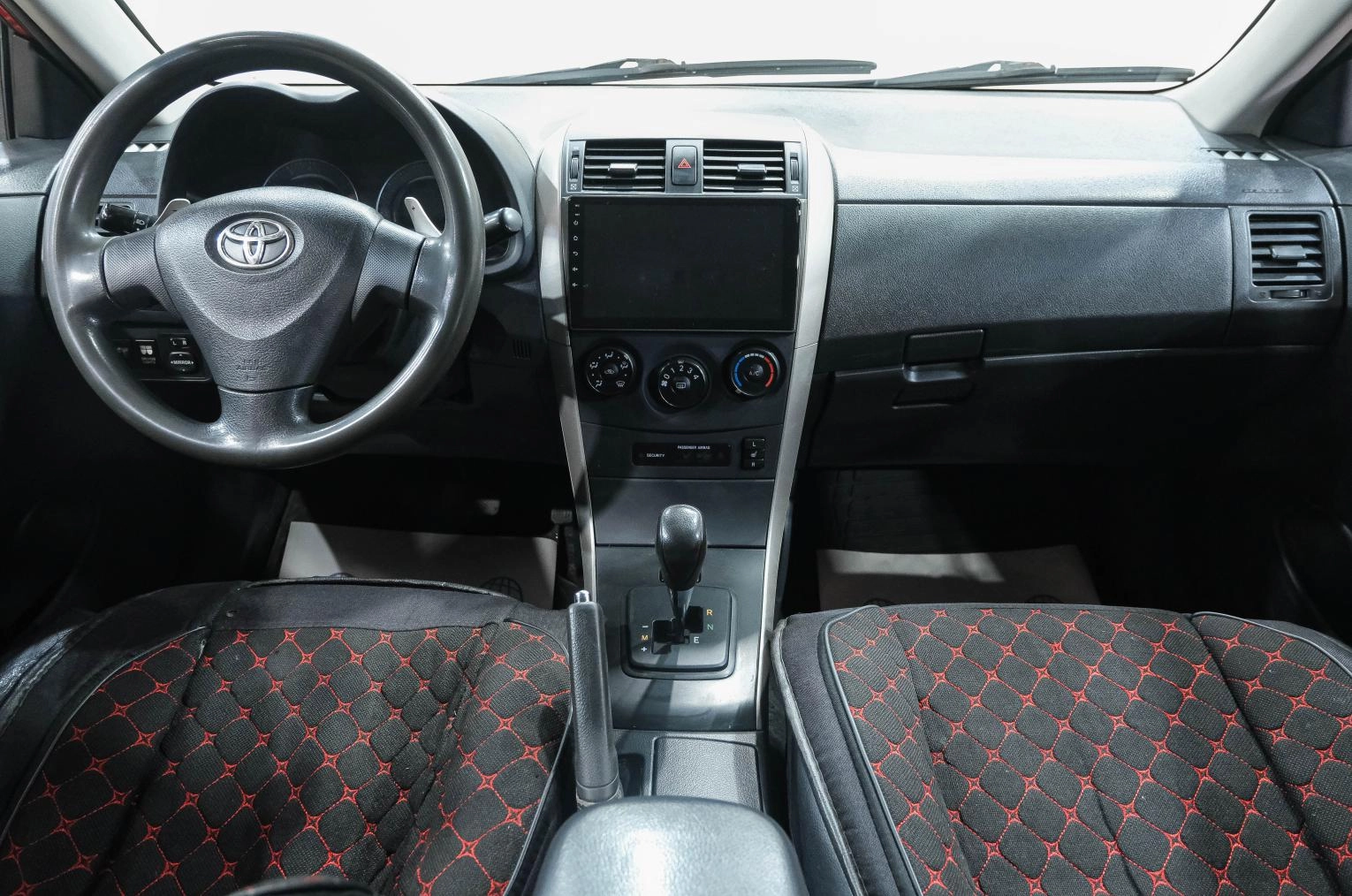 Toyota Corolla 18 из 30