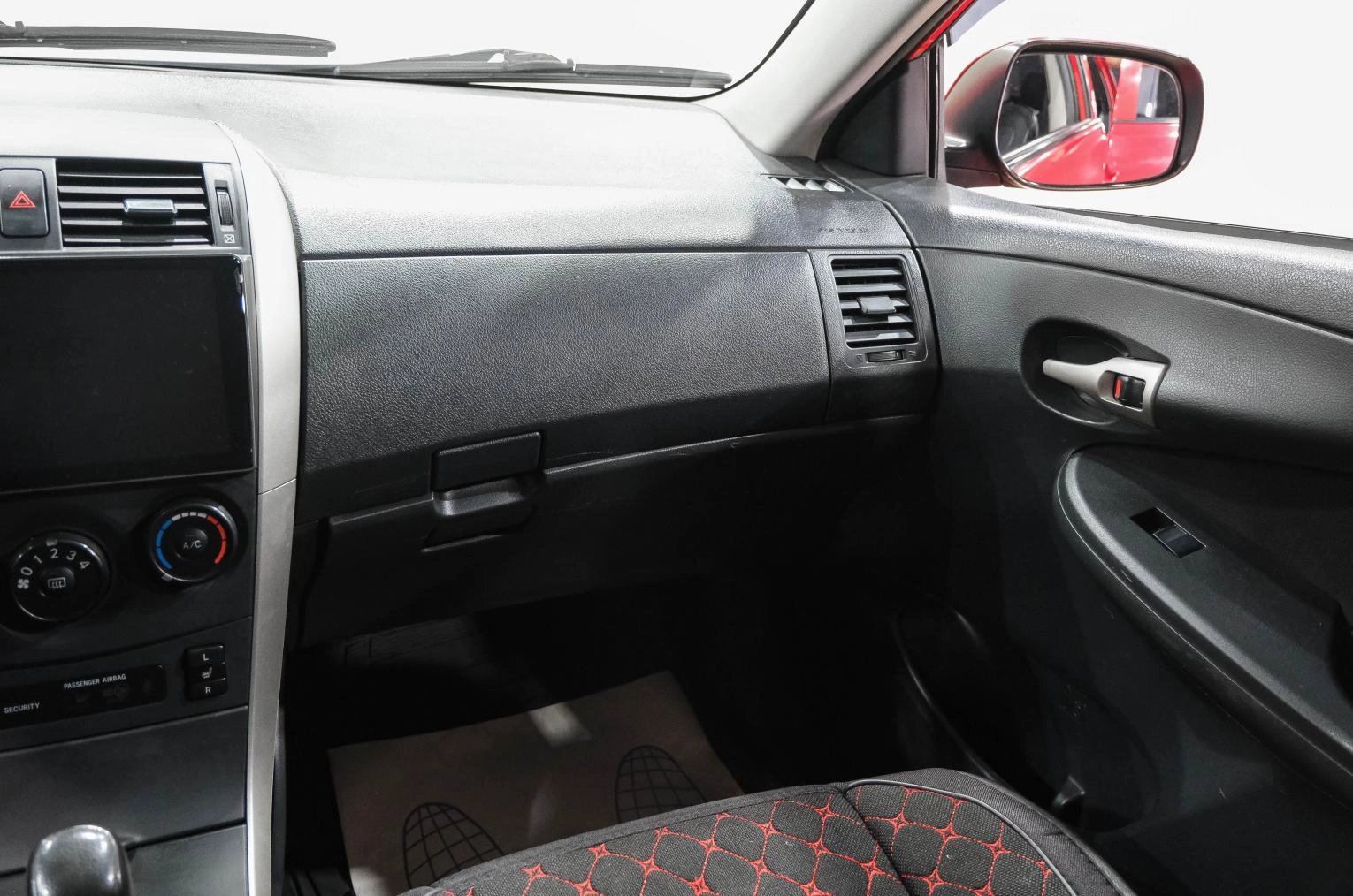 Toyota Corolla 17 из 30