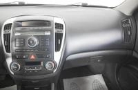 KIA cee'd 14 из 18