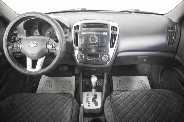 KIA cee'd 13 из 18