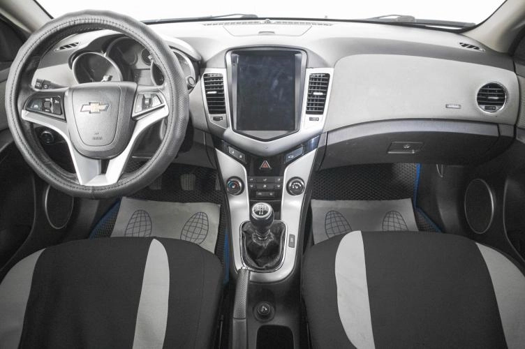Chevrolet Cruze 13 из 20