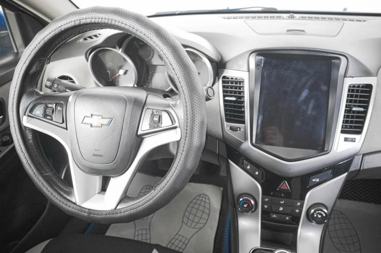 Chevrolet Cruze 12 из 20