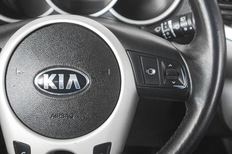 KIA Venga 17 из 21