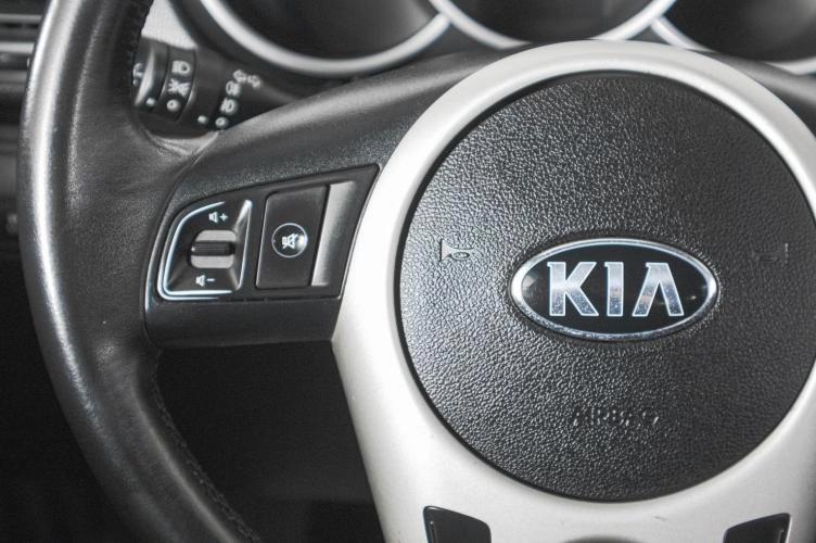 KIA Venga 16 из 21