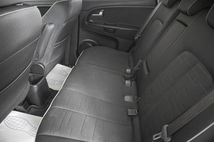 KIA Venga 9 из 21