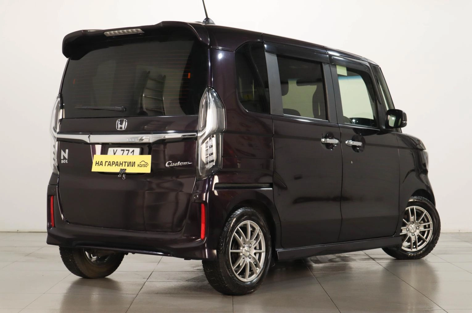 Honda N-BOX 4 из 21