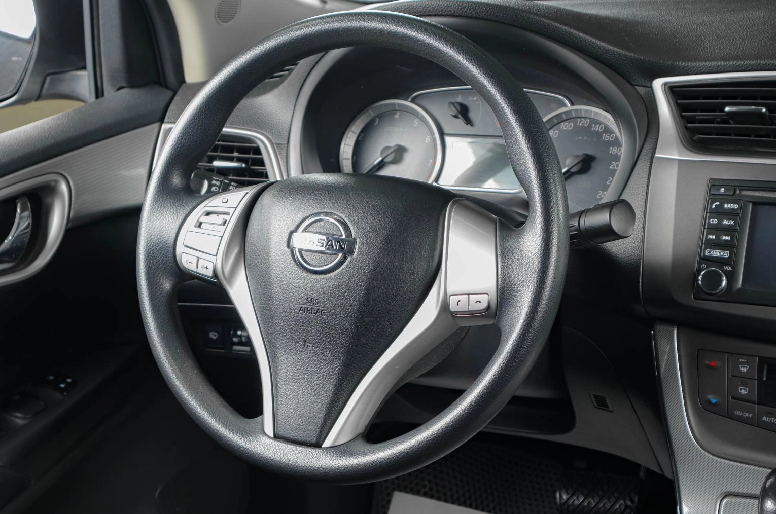 Nissan Sentra 11 из 19