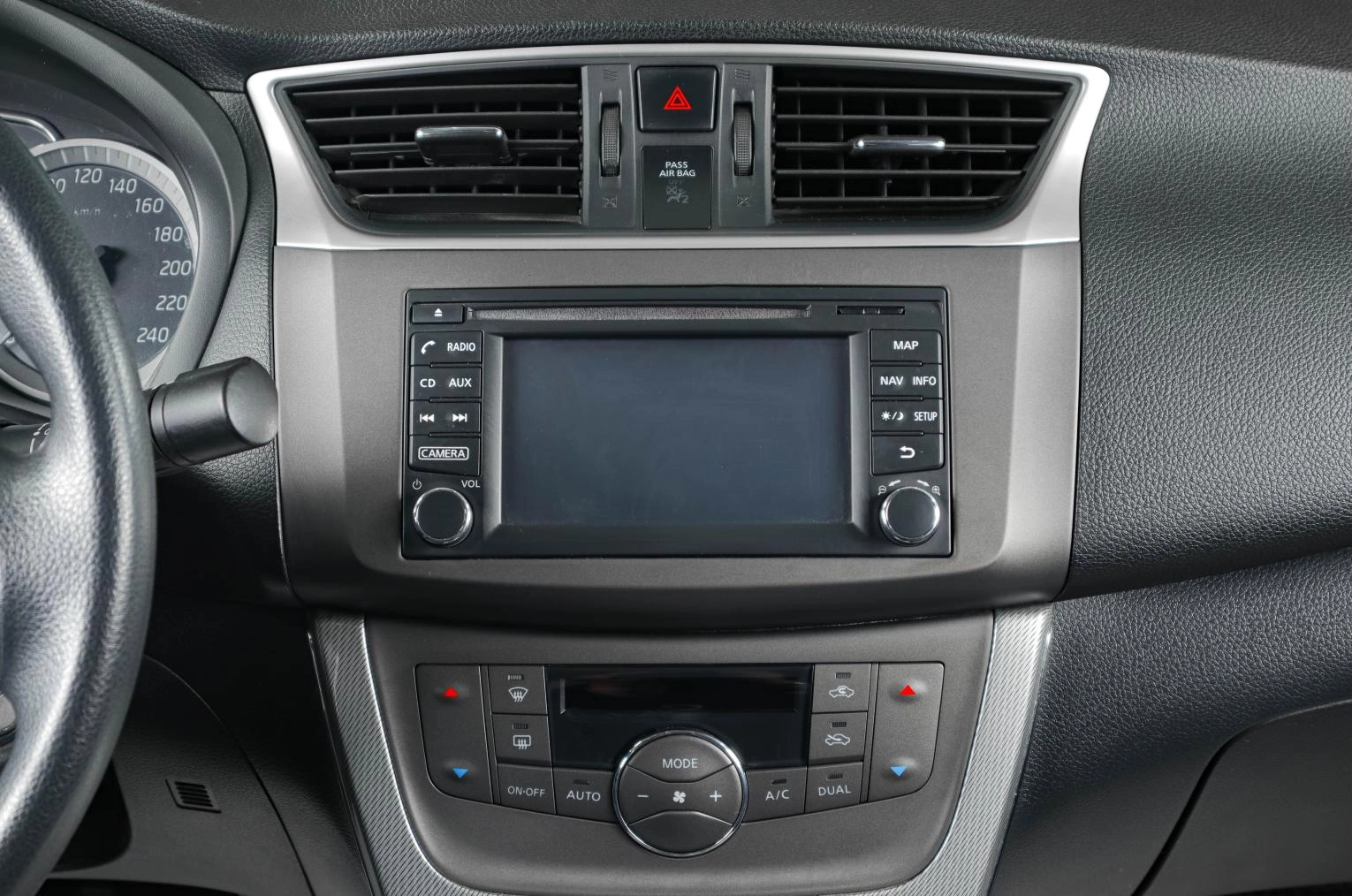 Nissan Sentra 16 из 19
