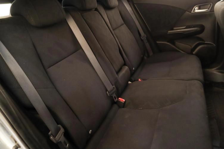 Honda Civic 17 из 18