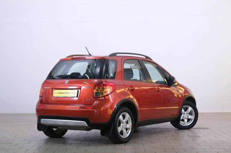 Suzuki SX4 6 из 6