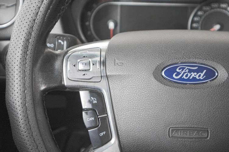Ford Mondeo 16 из 22