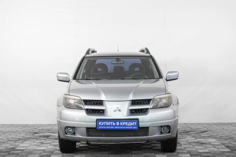 Mitsubishi Outlander 2 из 6