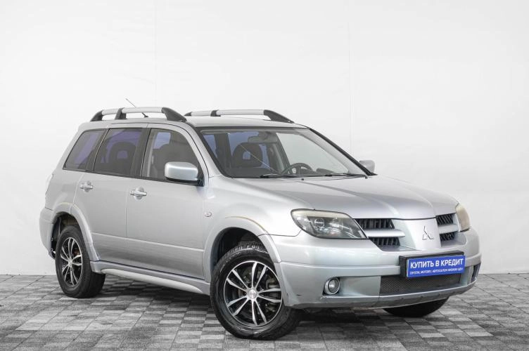 Mitsubishi Outlander 1 из 6